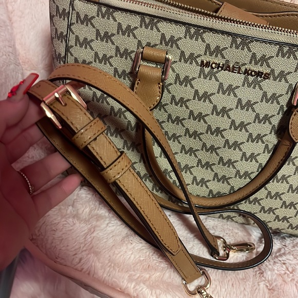 Brown Michael Kors Bag - Picture 5 of 5